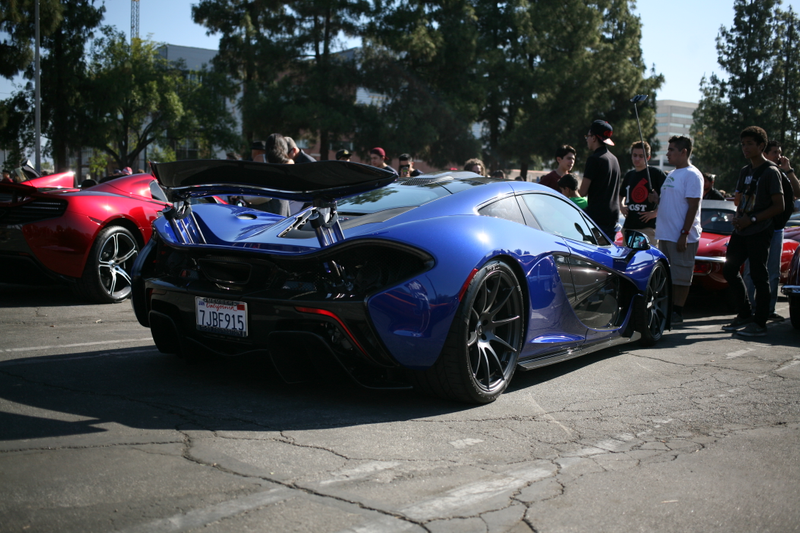 Illustration for article titled Supercar Sunday. Here are pictures.